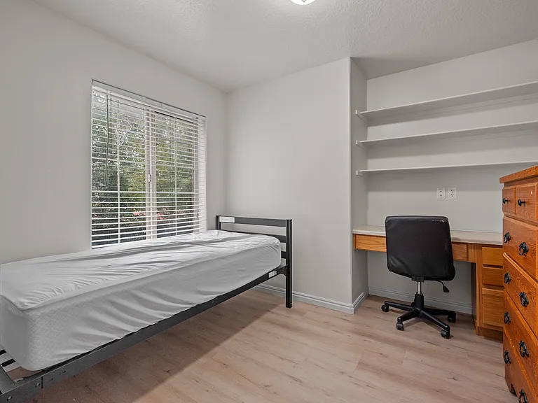 543 N University Ave #107 — Photo 18