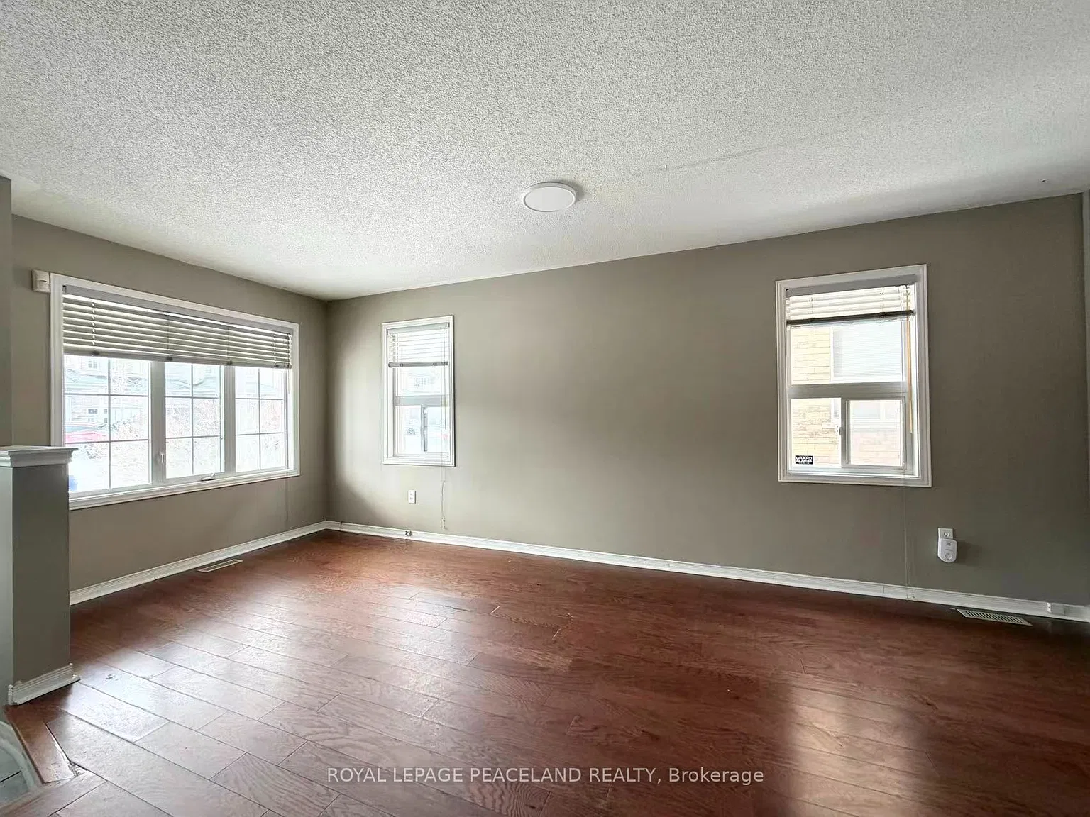 4 bed, $3,850 — Photo 3