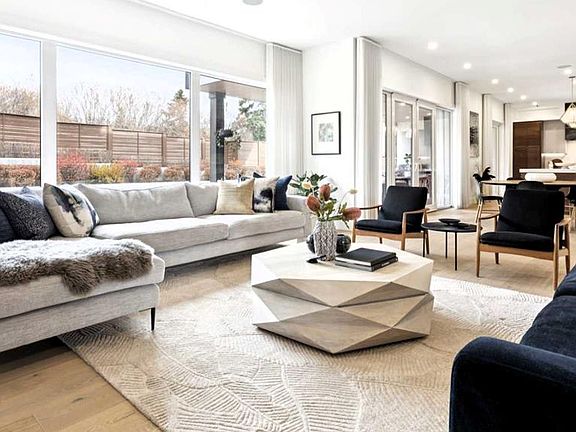 4th image of 708 S Crescent Blvd SW