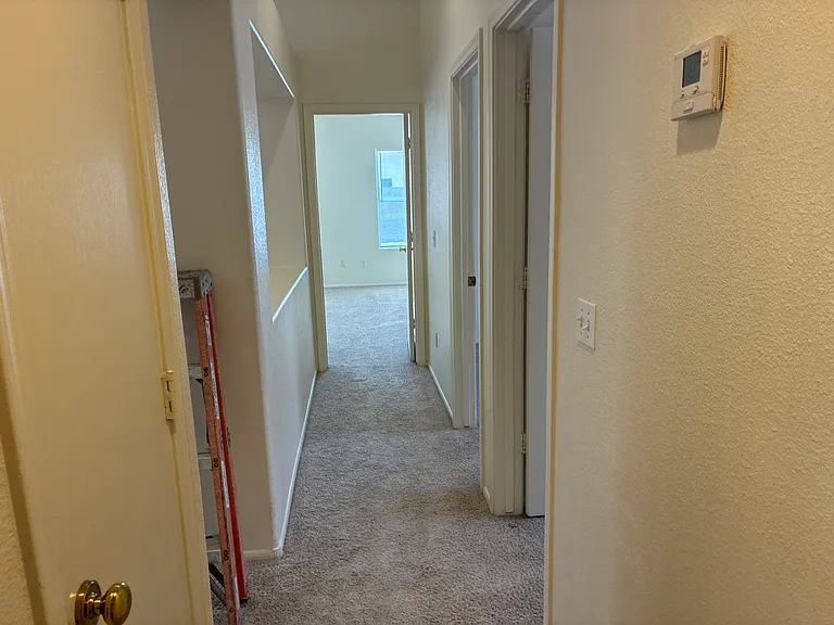 10523 W Windsor Blvd — Photo 34