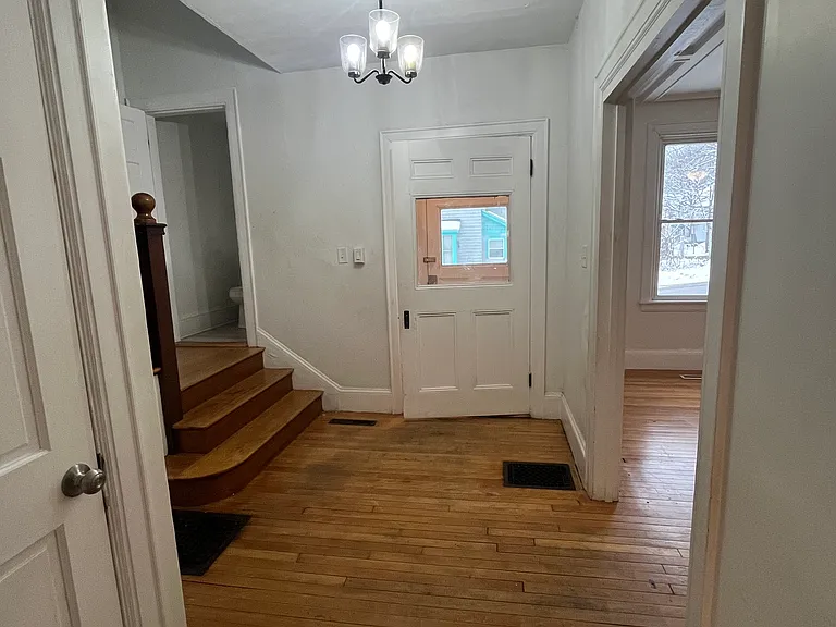 9 Charles St — Photo 34