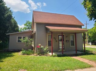 302 S 3rd St, Lindsborg, KS 67456