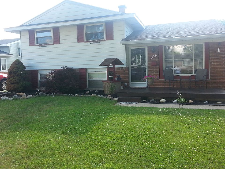 1st image of 1738 S Berry St