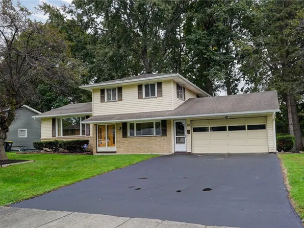 74 Drexel Dr, Rochester, NY 14606