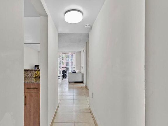 3rd image of 19701 SW 114th Ave #201