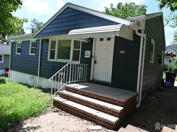 210 S 9th Ave, Highland Park, NJ 08904