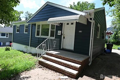 210 S 9th Ave Photo 1 210 S 9th Ave Photo 1