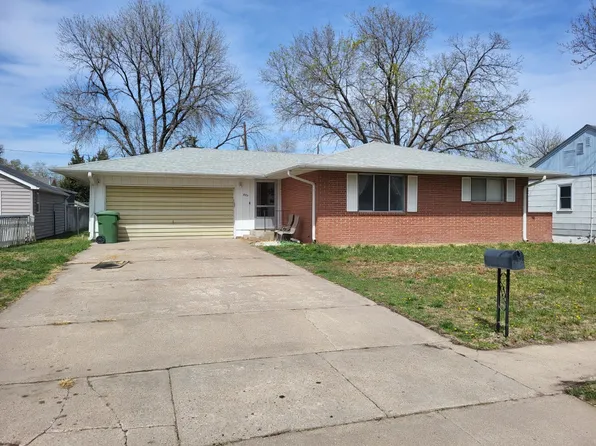 965 W 2nd St, Colby, KS 67701