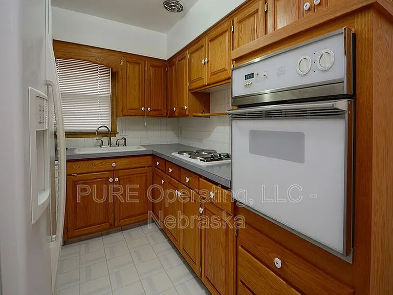 3333 S 82nd St — Photo 8