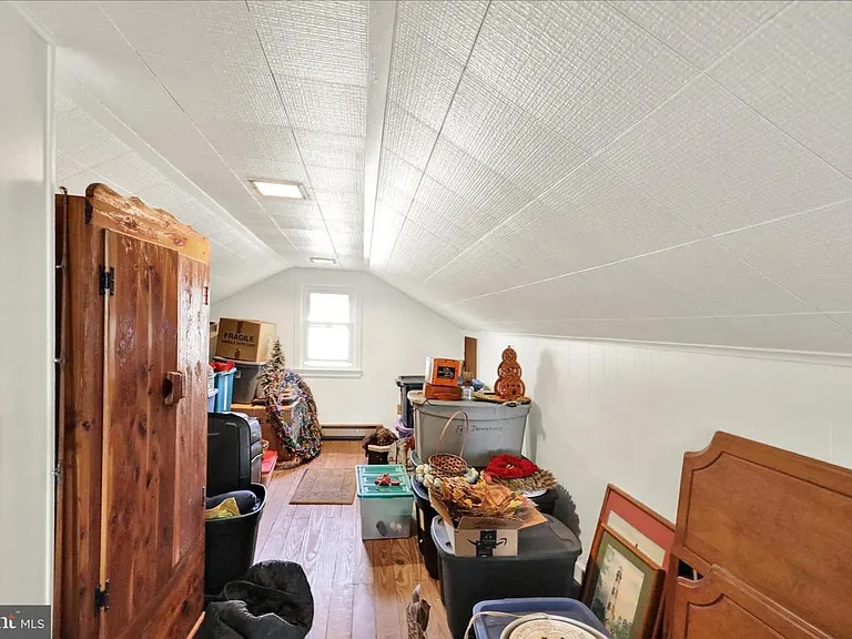 41 W College Ave — Photo 26