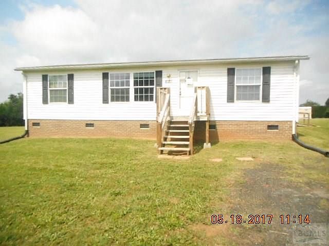 1st image of 2303 Palmetto Dr