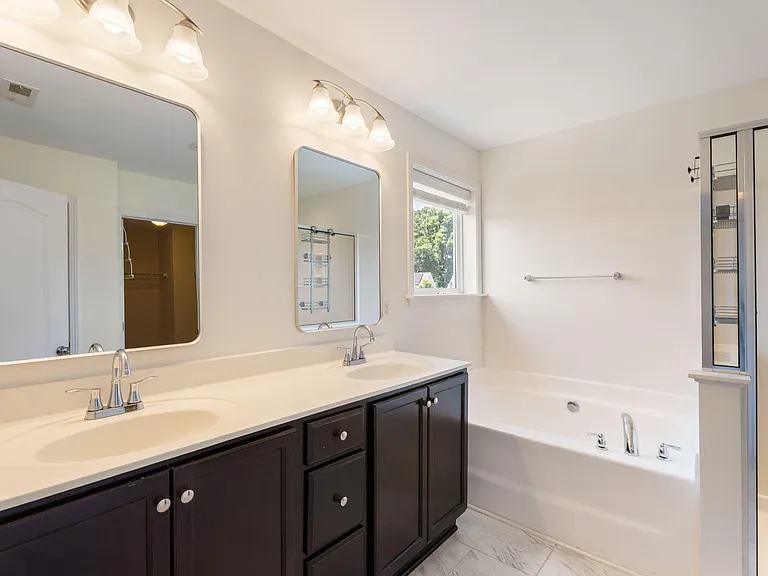 855 Ember Dr — Photo 20