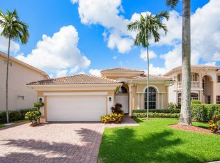8102 Valhalla Dr, Delray Beach, FL 33446