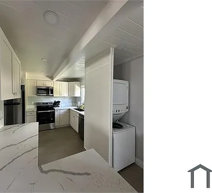2680 Grove Ave — Photo 3