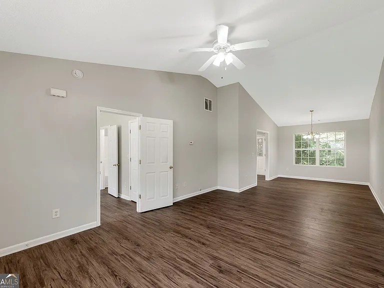 45 Mineral Springs Ln — Photo 3