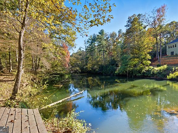 2nd image of 478 Chattahoochee Glen Rd