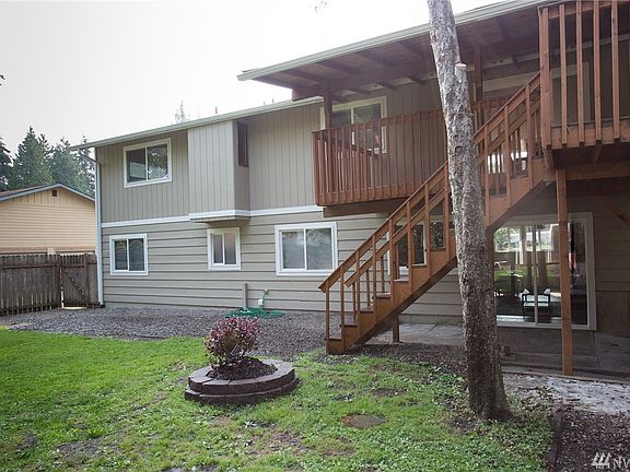 3rd image of 19620 32nd Ave NE