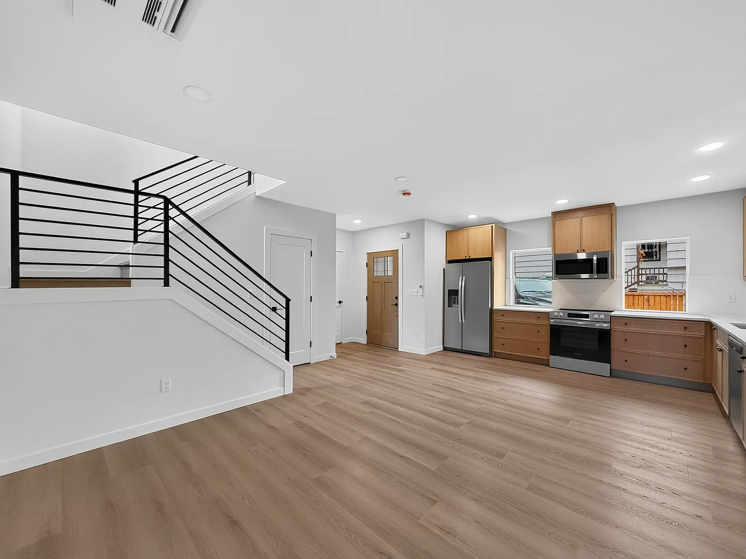 328 NE 125th St, Seattle - 1 — Photo 3
