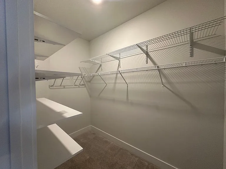 521 Robinwood Pl — Photo 6