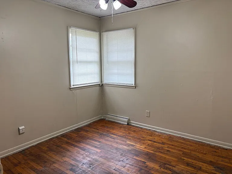 2704 SE Massachusetts Ave — Photo 5
