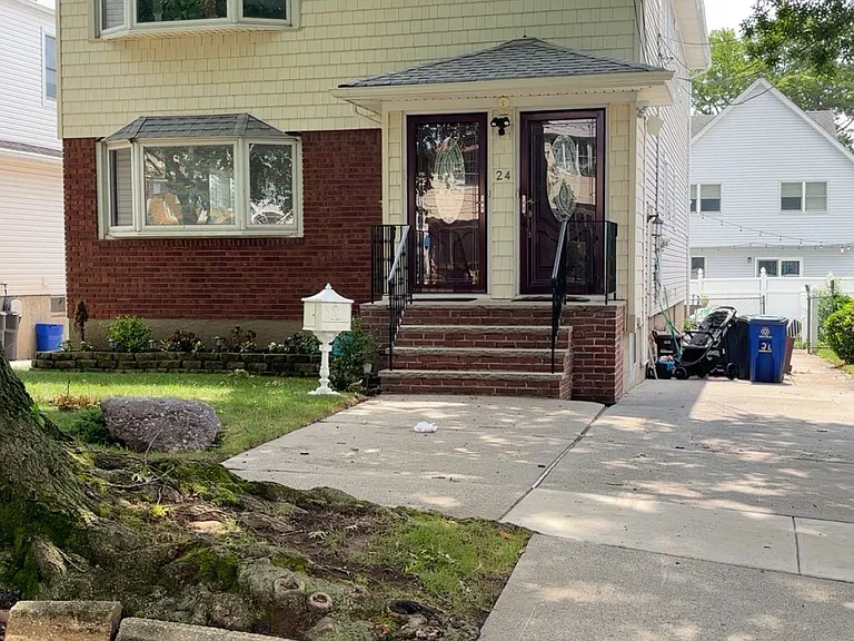 24 Keats St #1 — Photo 19