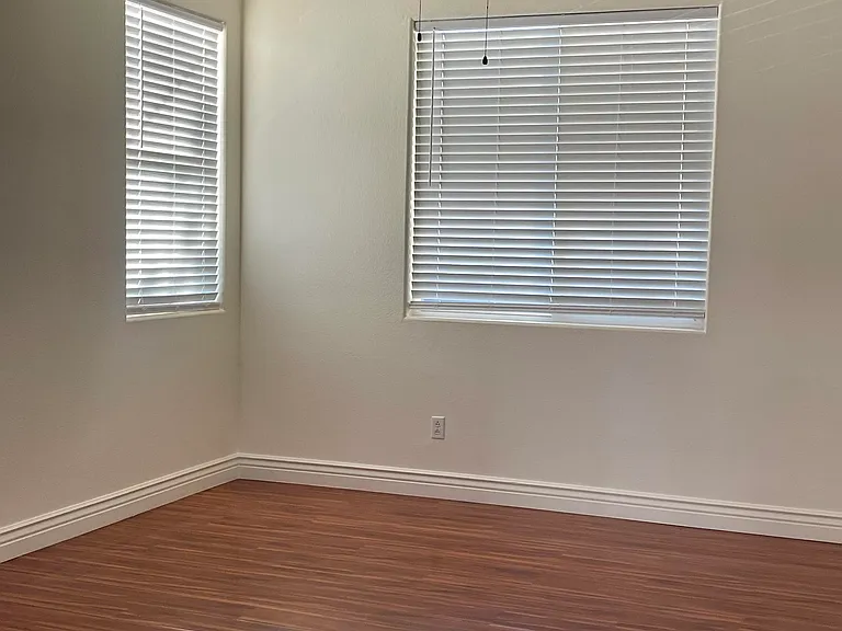 8885 Brecon Way — Photo 3