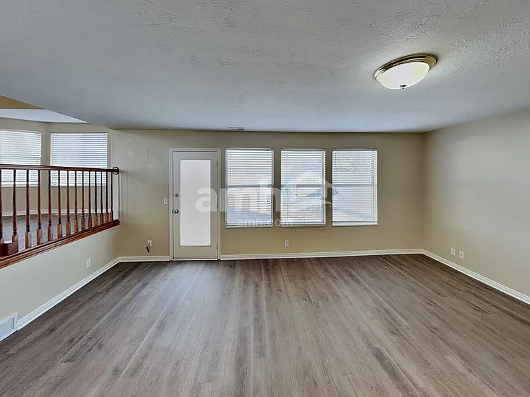 1538 N 200 W — Photo 5