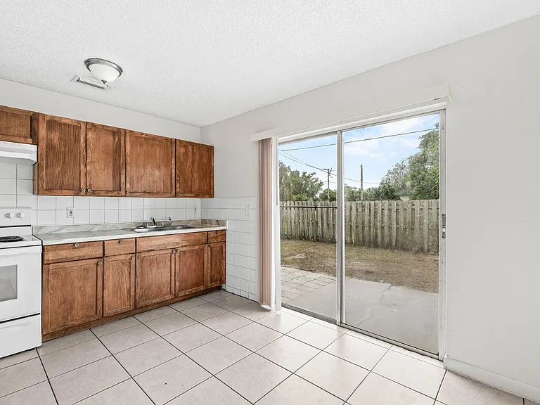 4807 Gulfstream Rd — Photo 6
