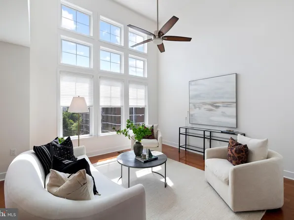 1418 N Rhodes St #B401, Arlington, VA 22209