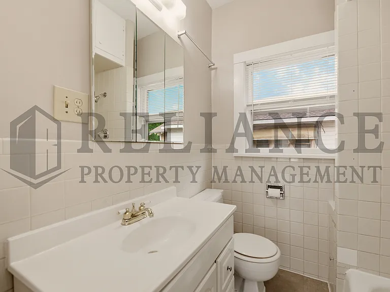1425 S Laura Ave — Photo 28