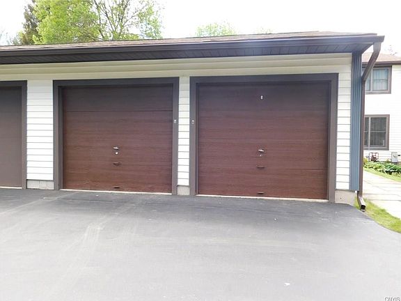 3rd image of 8088 Verbeck Dr