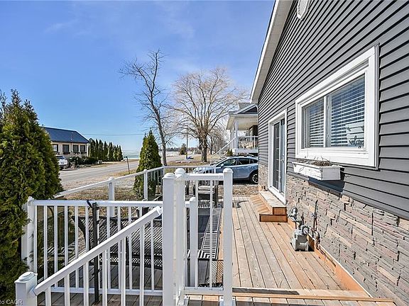 3rd image of 87 Lakeshore Rd