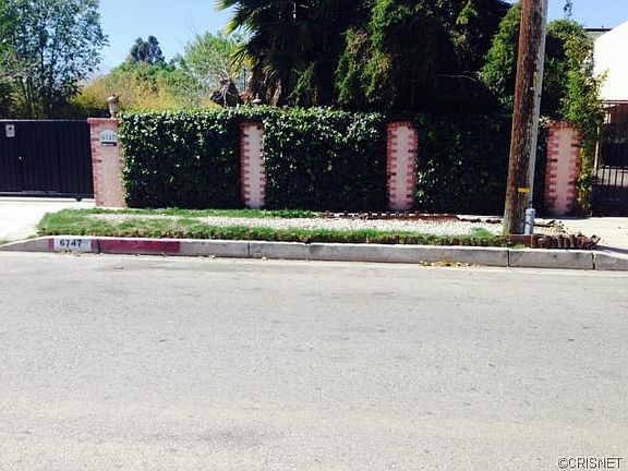 2nd image of 6747 Gloria Ave