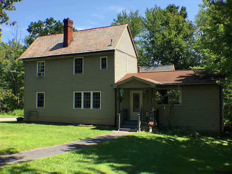 1st image of 8 Saratoga Ave