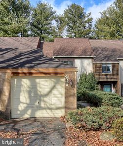 436 Stonegate Ct, Millersville, PA, 17551