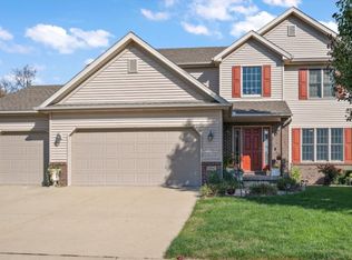 1266 N Pointe Dr, Normal, IL 61761