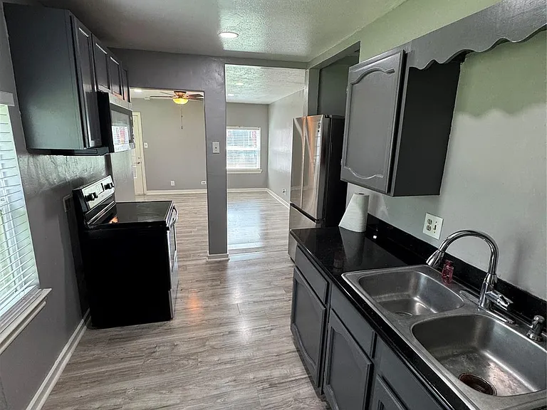 6629 Corbin St — Photo 7