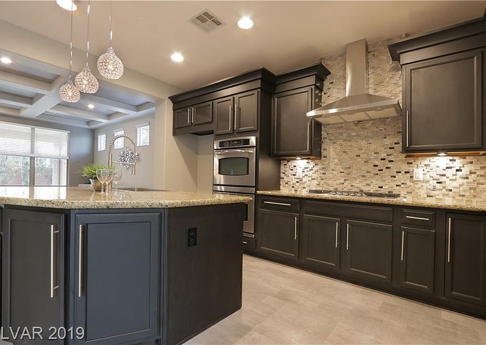 1st image of 2916 Kandahar Ave