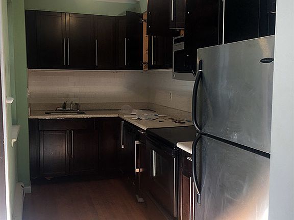 5th image of 206 W 139th St #P