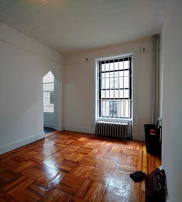 Rented by Moss Realty Company | media 13