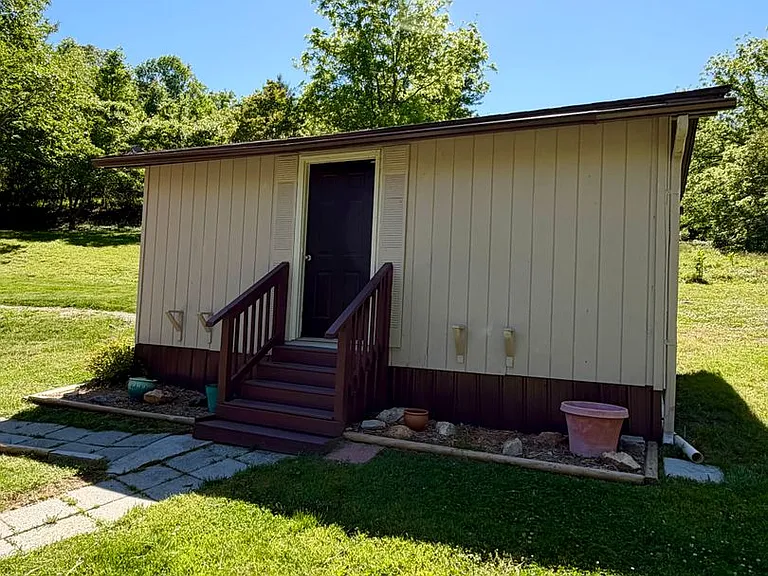 820 Emma Rd — Photo 13