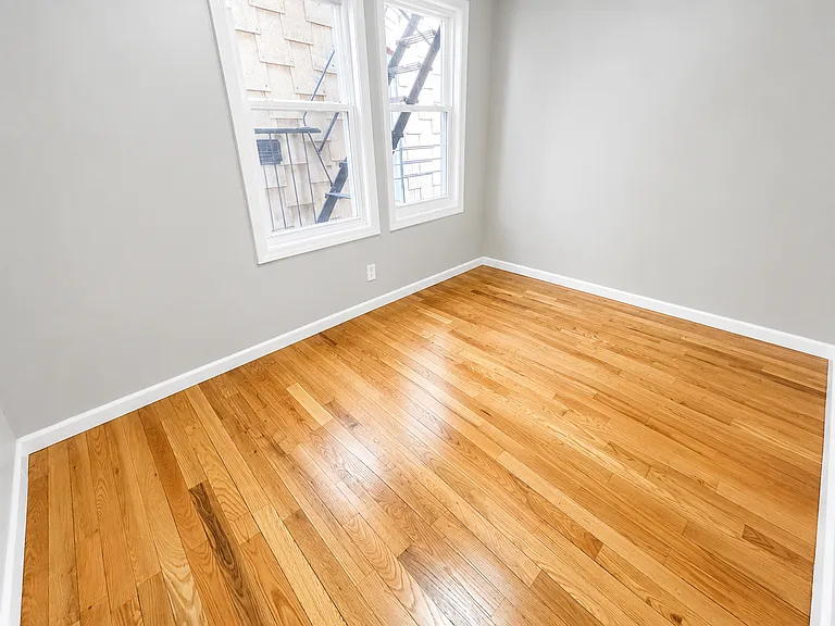25 Salem St #2 — Photo 6