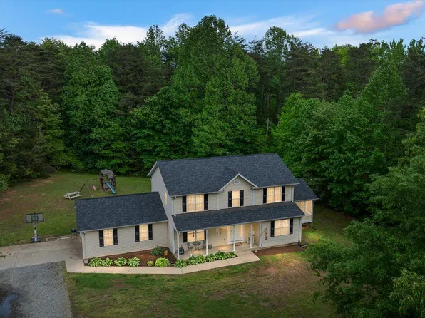 10101 Olde Kent Dr, Spotsylvania, VA 22551