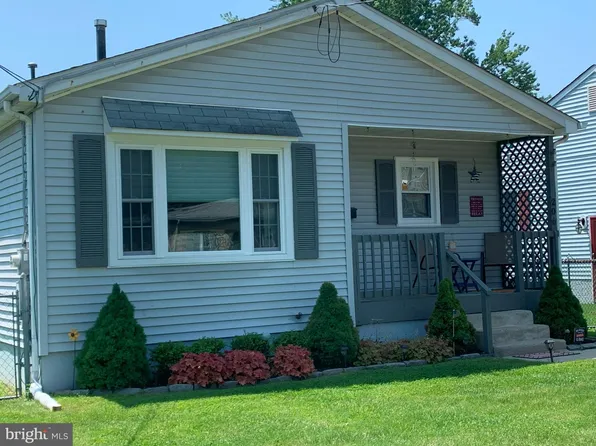 206 W Madison Ave, Magnolia, NJ 08049