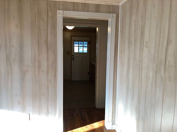 5th image of 1437 W Polk St