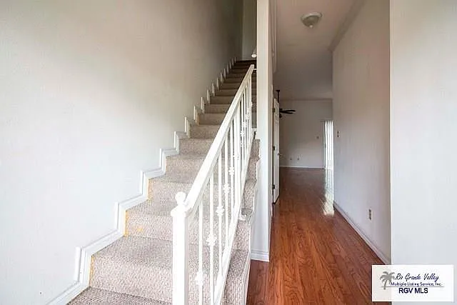 142 Country Club Rd #5 — Photo 10