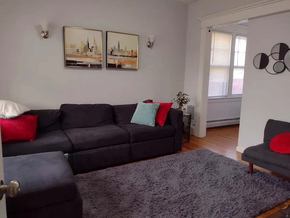 2 Park St #2