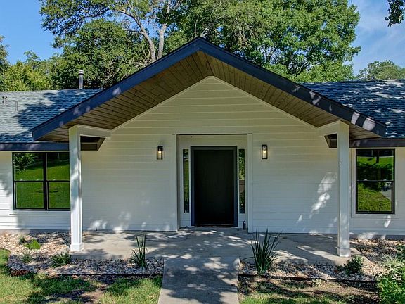3rd image of 6302 Shoal Creek Blvd