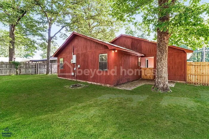 600 Hemphill Rd — Photo 26