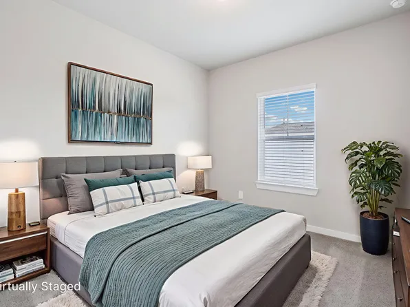 633 Sand Dollar Dr, Kemah, TX 77565